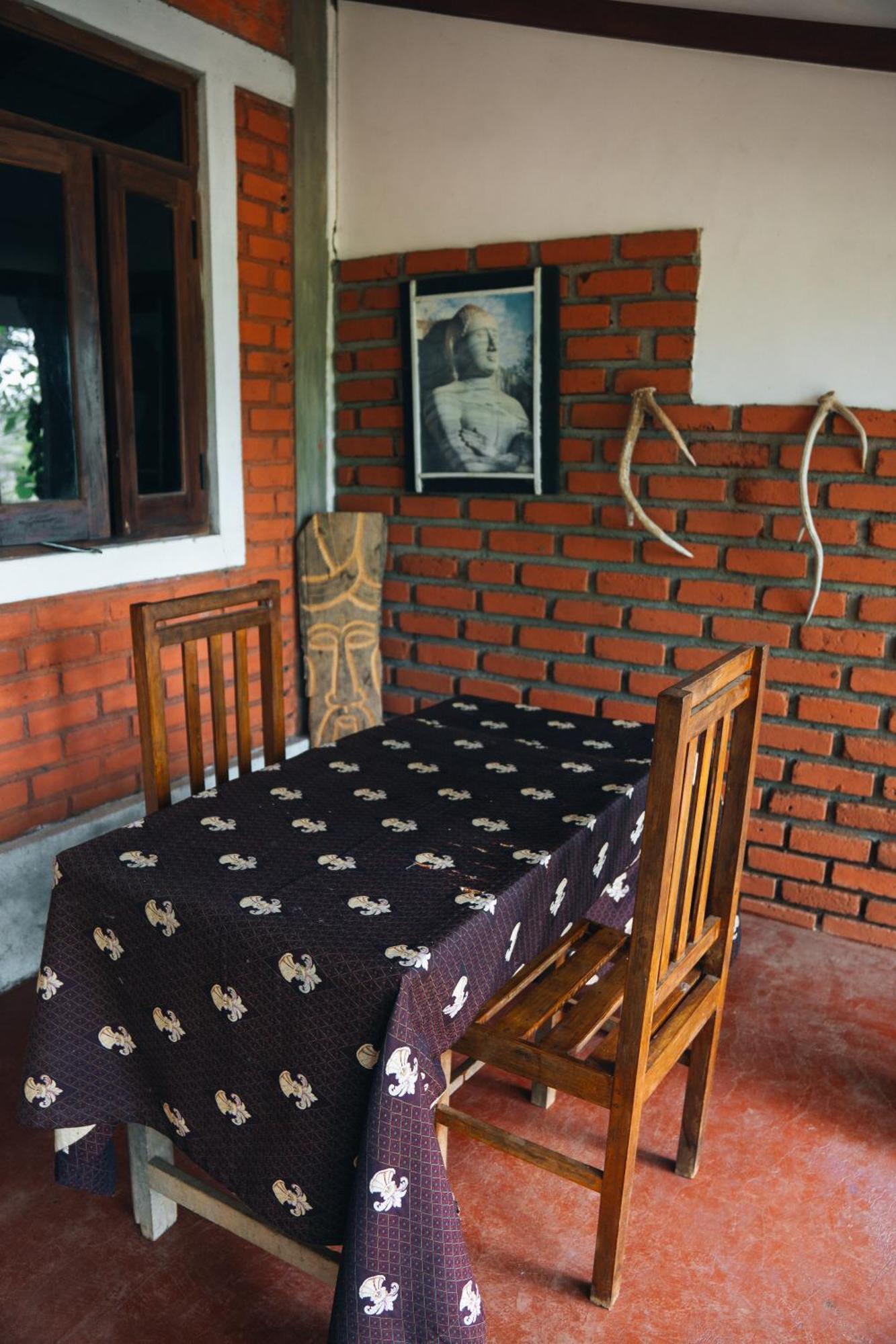 Angry Birds Homestay Habarana Exterior photo
