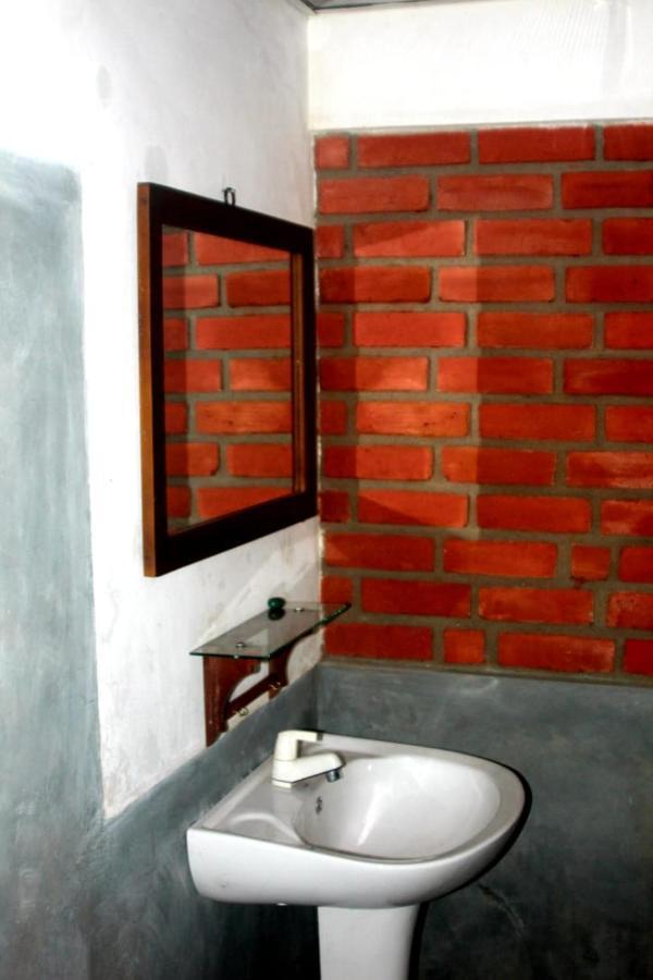 Angry Birds Homestay Habarana Exterior photo