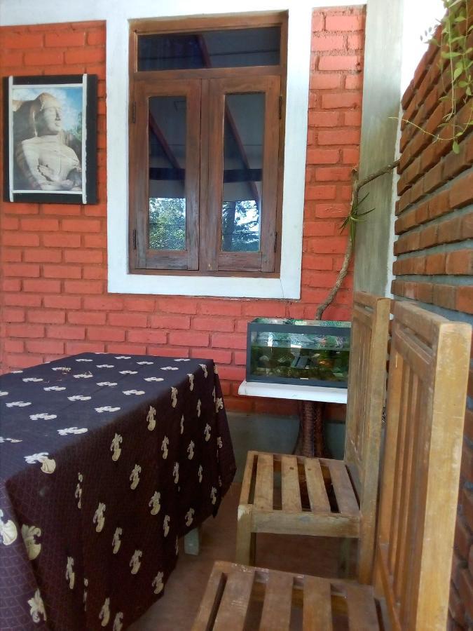 Angry Birds Homestay Habarana Exterior photo