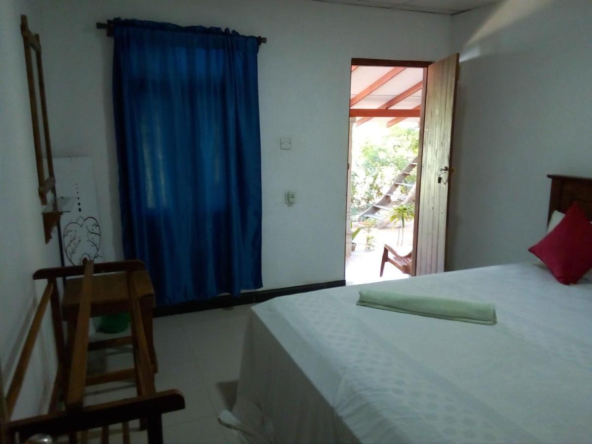 Angry Birds Homestay Habarana Exterior photo
